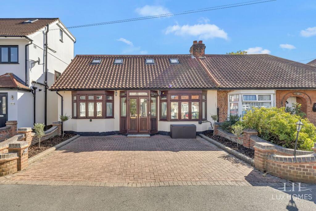 Main image of property: Lambourne Gardens, Hornchurch