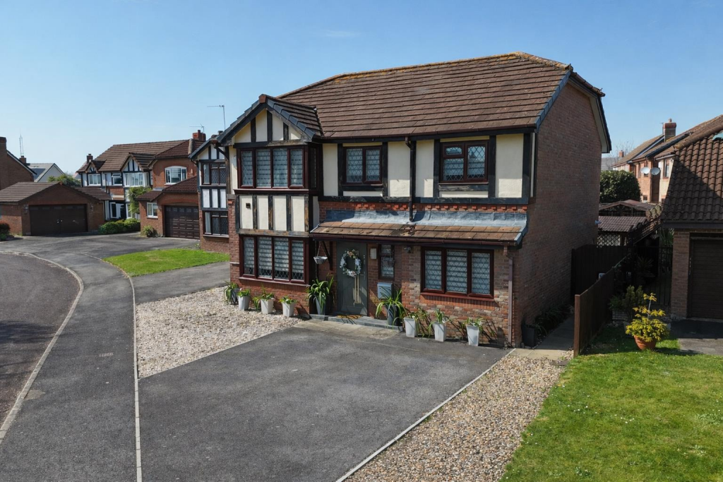 Main image of property: Treetops, Portskewett, Caldicot