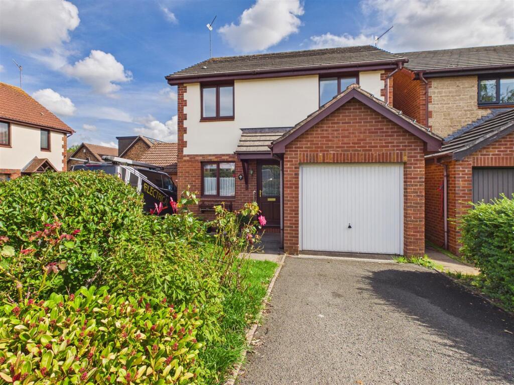 Main image of property: Byron Close, Powick