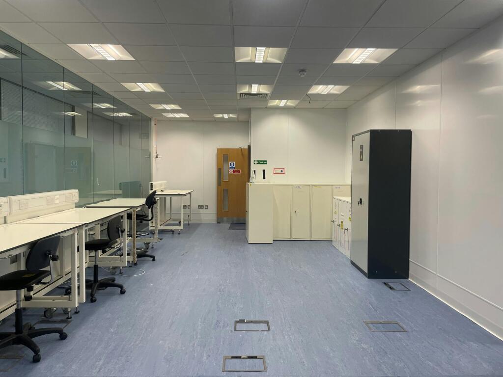 Ground Floor Lab Suite