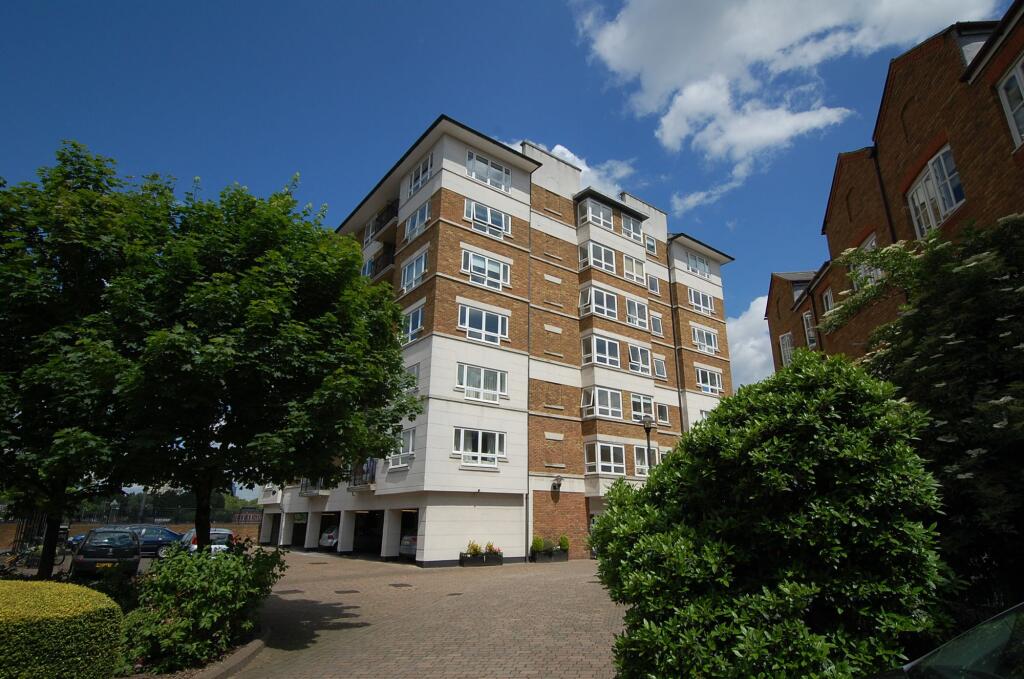 Main image of property: Princes Riverside Road, Tudor Court Princes Riverside Road, SE16