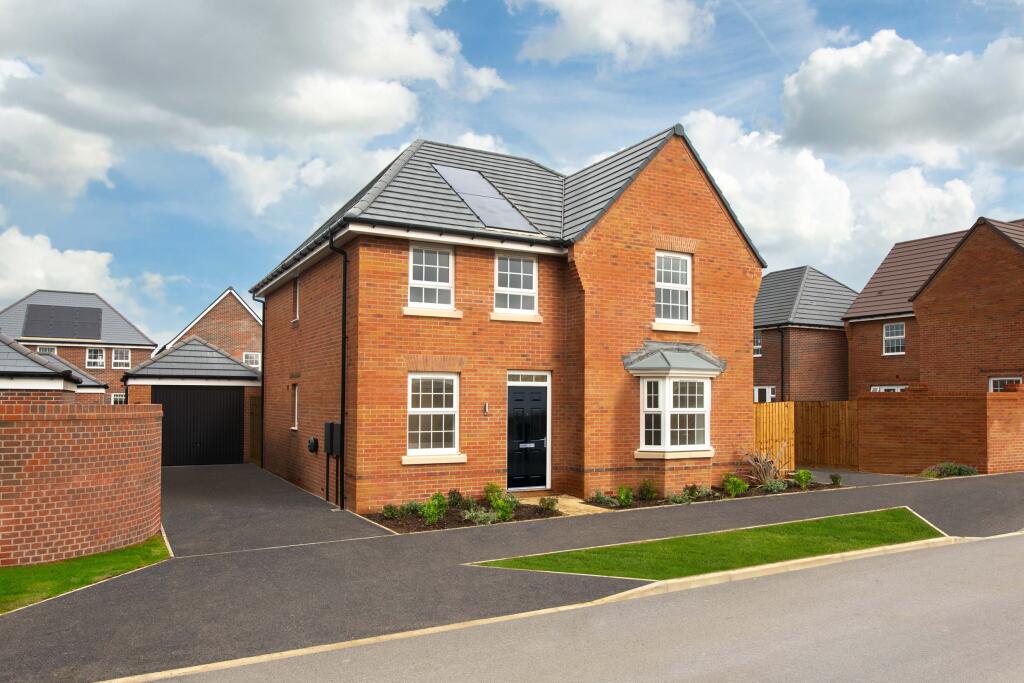 Main image of property: Maldon Road,
Burnham-On-Crouch,
CM0 8NS