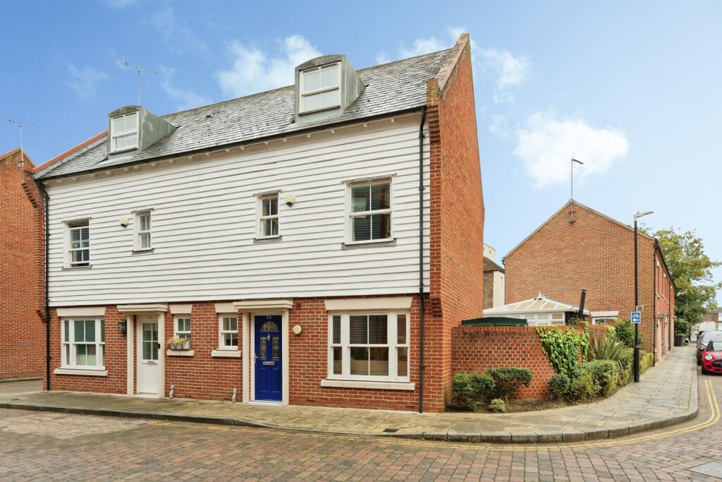 Main image of property: Barton Mill Road, CANTERBURY, Kent, CT1