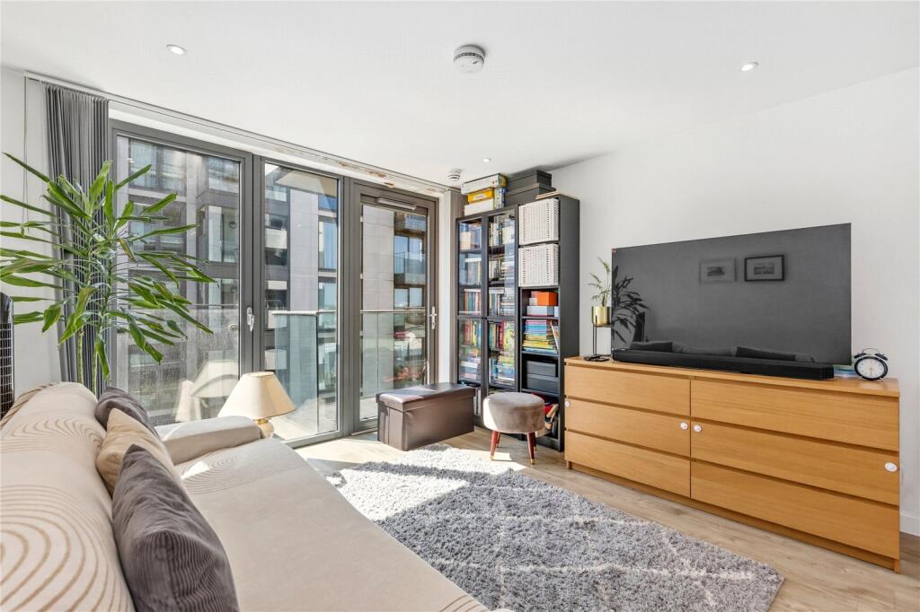 Main image of property: Waterside Way, London, N17