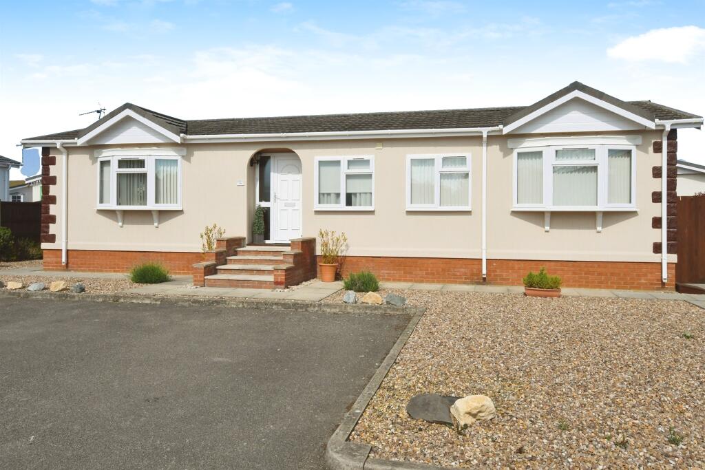 Main image of property: Tattershall Road, Boston