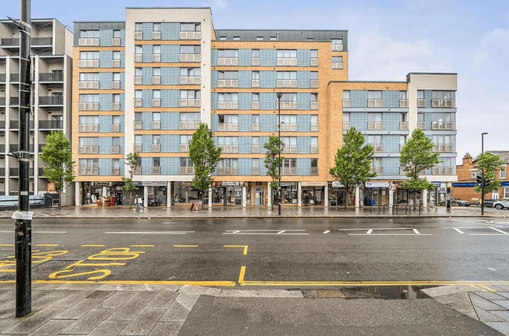 Main image of property: London Road, Croydon