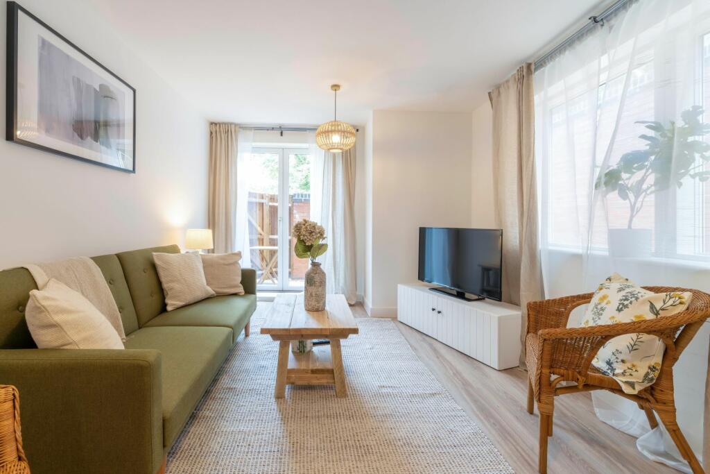 Main image of property: Apartment 37, Rooksmoor Mills, Bath Road, GL5 5EF