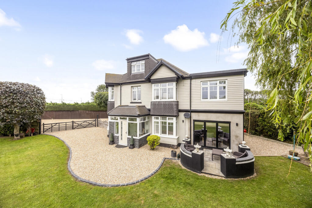Main image of property: Littlehampton Road, Worthing, BN12