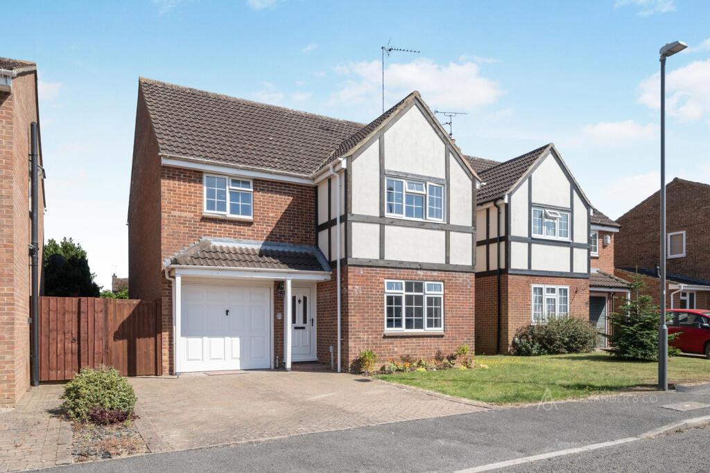 Main image of property: Plover Close, Buckingham, Buckinghamshire, MK18