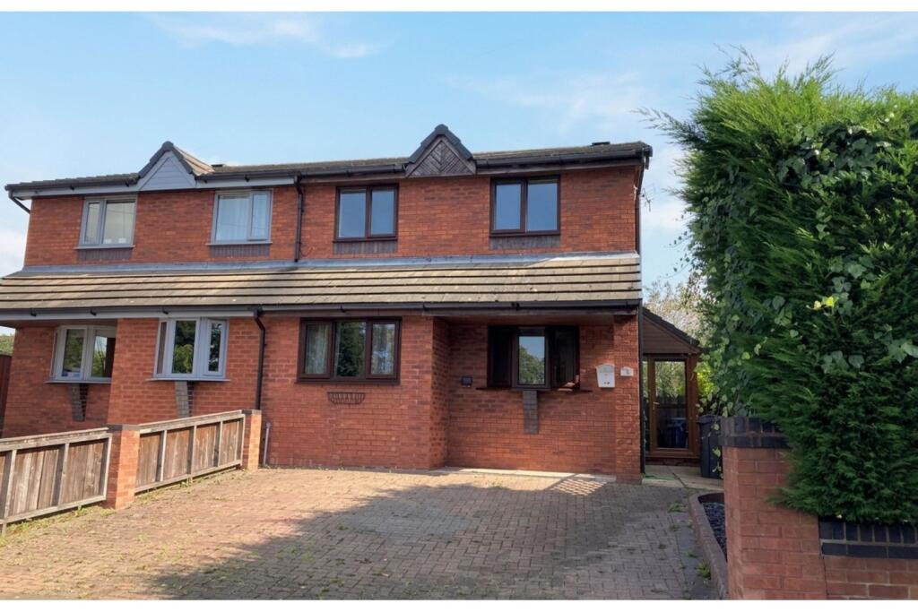 Main image of property: Bowring Park Avenue, Liverpool, L16