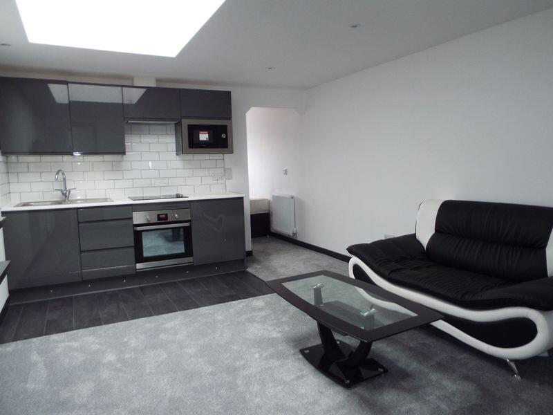 Main image of property: Lindon House, Heeley Road, Selly Oak, Birmingham, B29 6EN