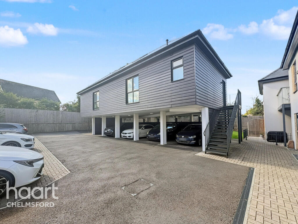 Main image of property: Baddow Road, Chelmsford
