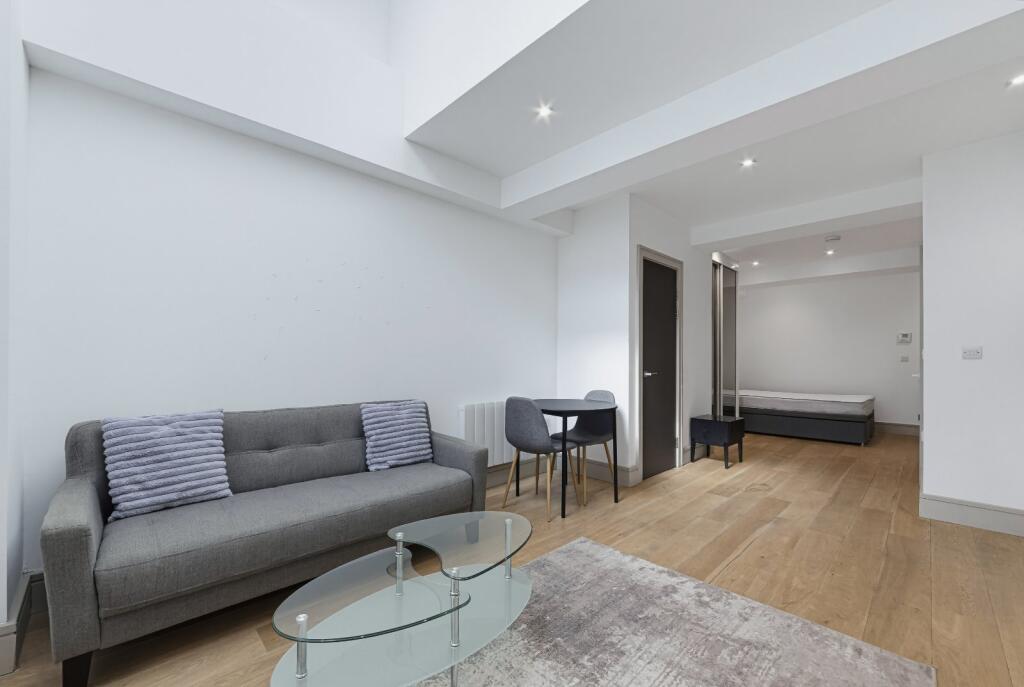 Main image of property: Philpot Street, London, E1