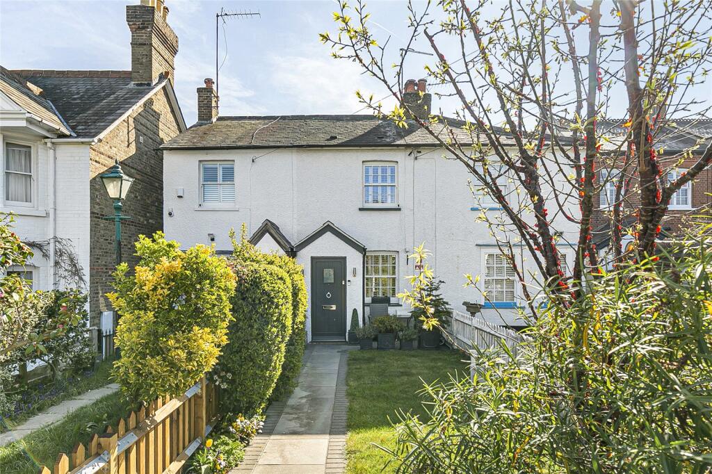 Main image of property: Hadley Highstone, Barnet, EN5