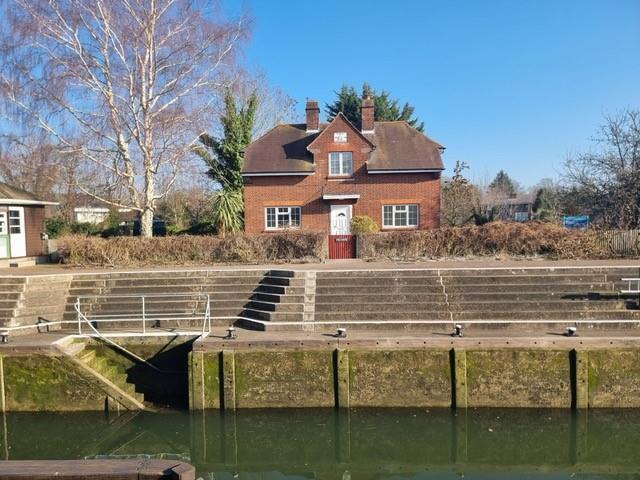 Main image of property: Old Windsor Lock, Windsor, SL4