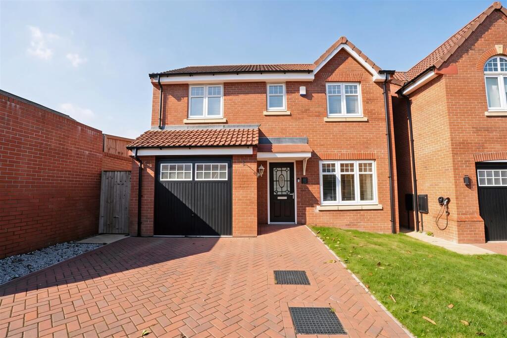 Main image of property: Francis View, Fixby, Huddersfield