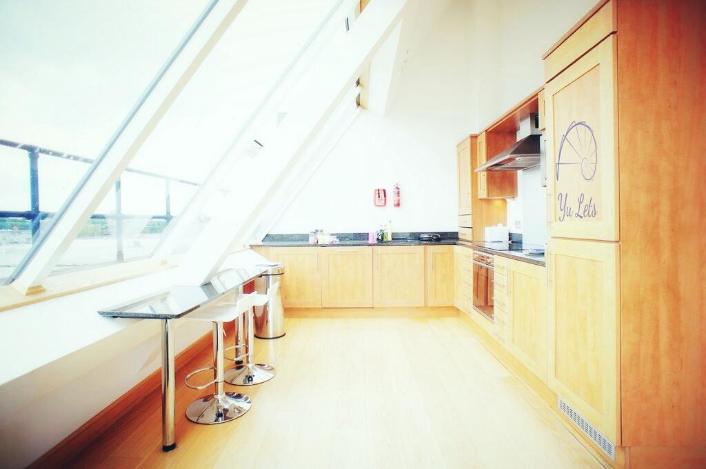 Main image of property: Apartment 4C, Murton House, Grainger Street, Newcastle Upon Tyne, NE1