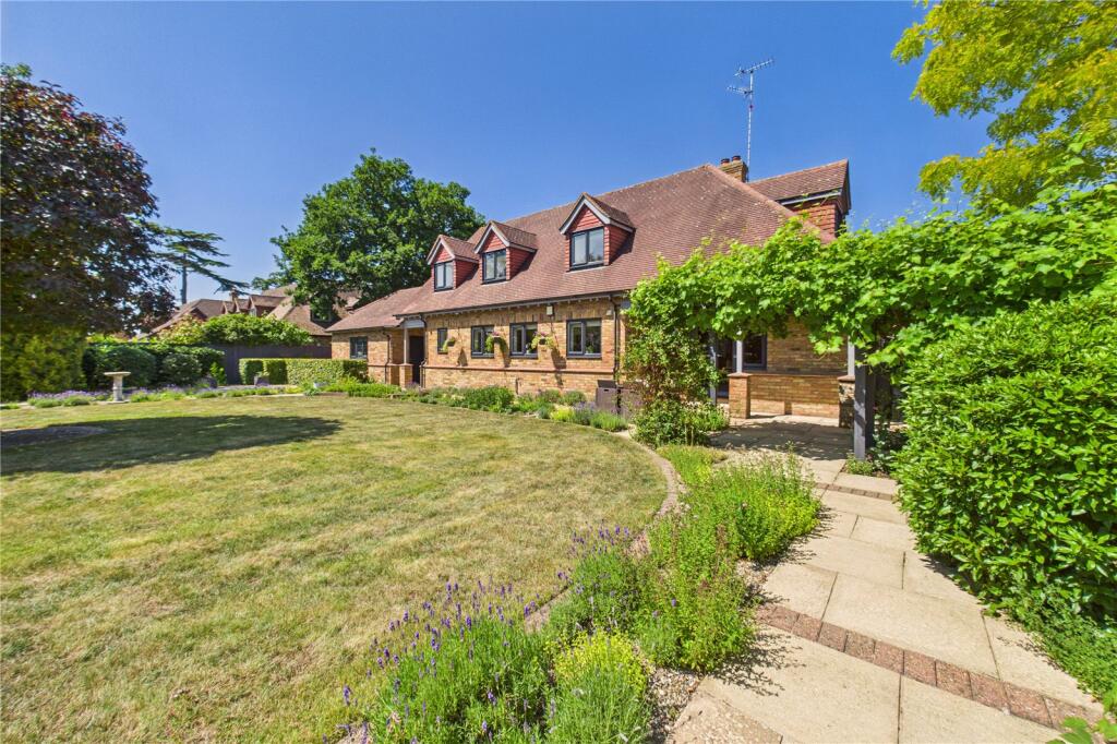 Main image of property: Pingewood Close, Burghfield, Reading, RG30