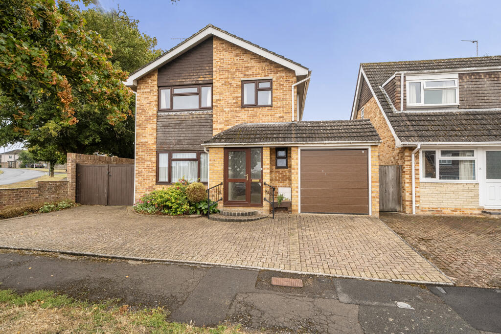 Main image of property: Stapleton Close, Highworth, Swindon, SN6