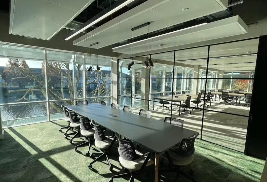 1330 Meeting Room.png