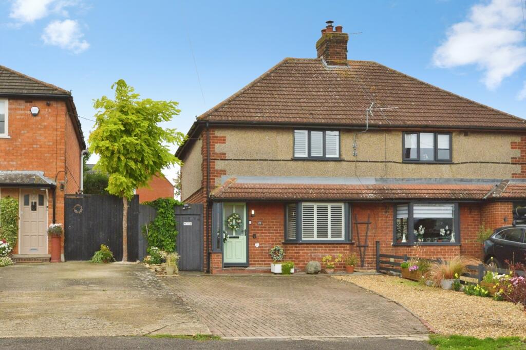 Main image of property: Bridge Road, Cosgrove, Milton Keynes, Northamptonshire, MK19