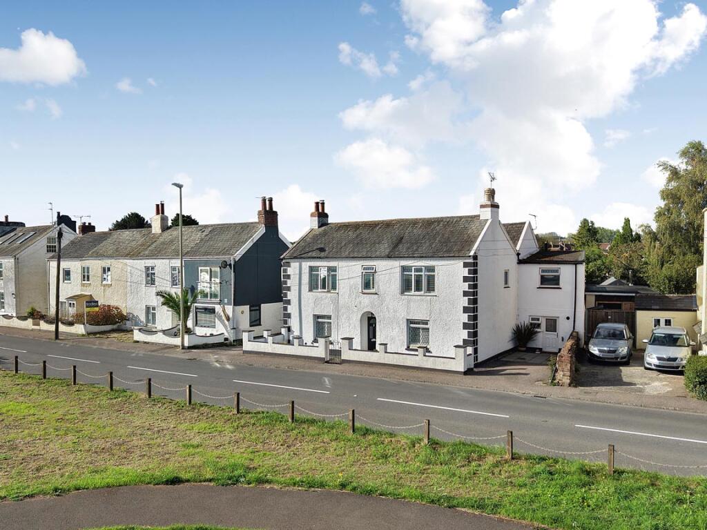 Main image of property: The Strand, Starcross, EX6