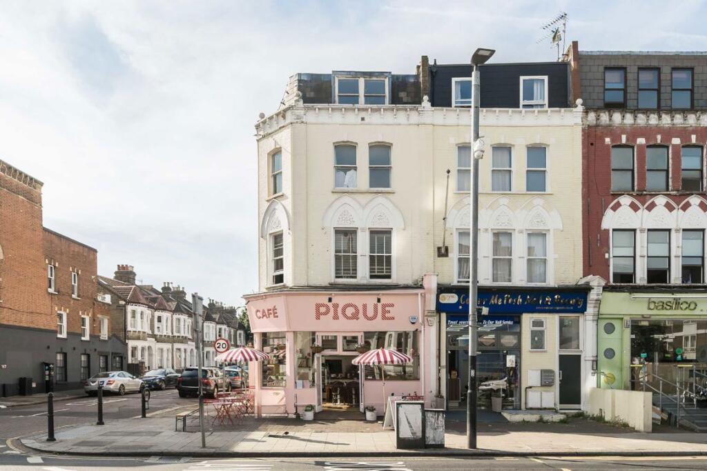 Main image of property: Lavender Hill, Battersea