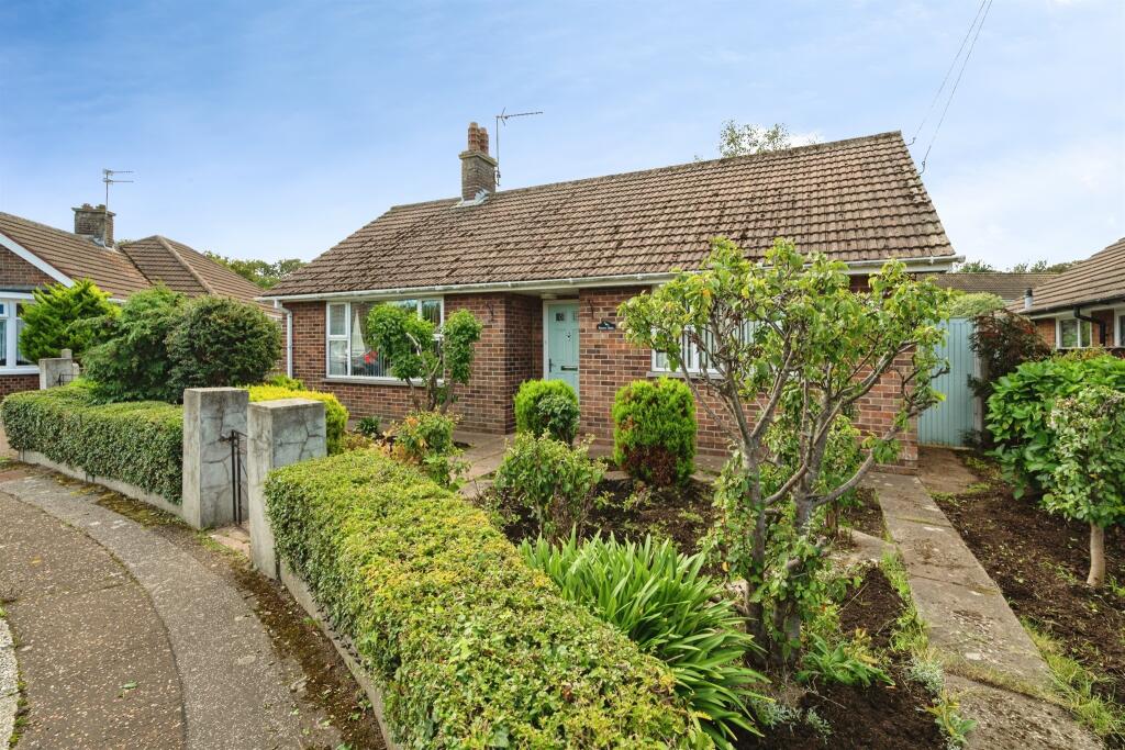 Main image of property: Elmhurst Close, Gorleston, Great Yarmouth