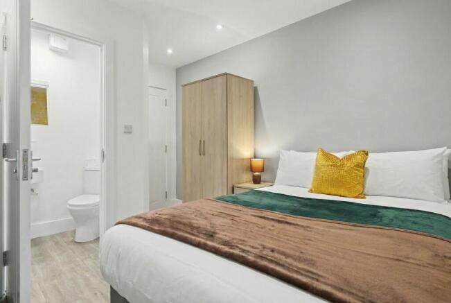 Flat 1 - Bedroom ...