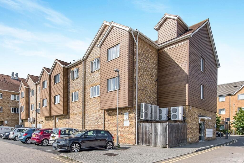 Main image of property: Quartz Way, Sittingbourne, Kent, ME10