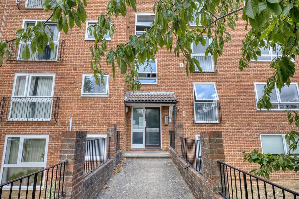 Main image of property: Berrylands, Surbiton