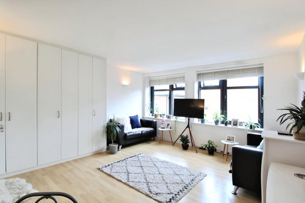 Main image of property: York Place, Leeds, West Yorkshire, LS1