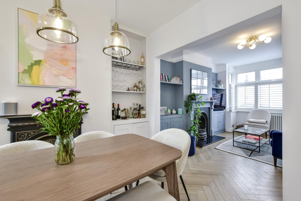 Main image of property: Kensington Avenue, Watford, WD18