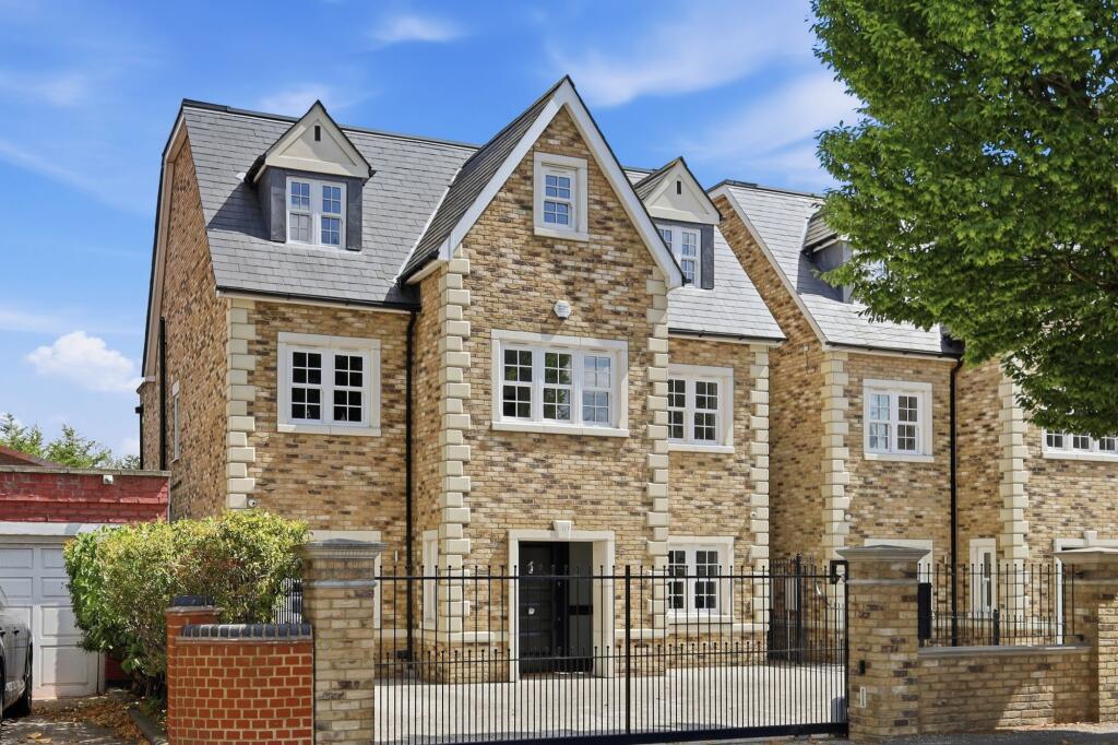 Main image of property: Harrow Drive, Hornchurch