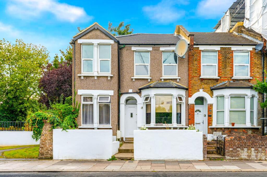 Main image of property: 15A Pretoria Road, Tottenham, N17