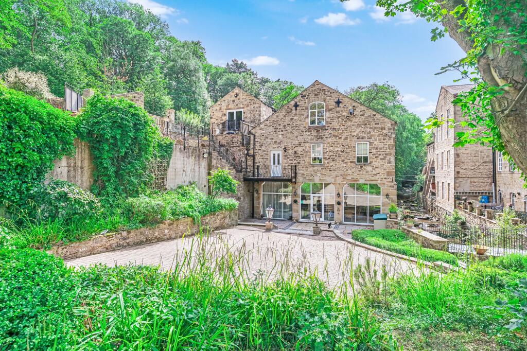 Main image of property: Lower Holme Way, Oakworth, BD22