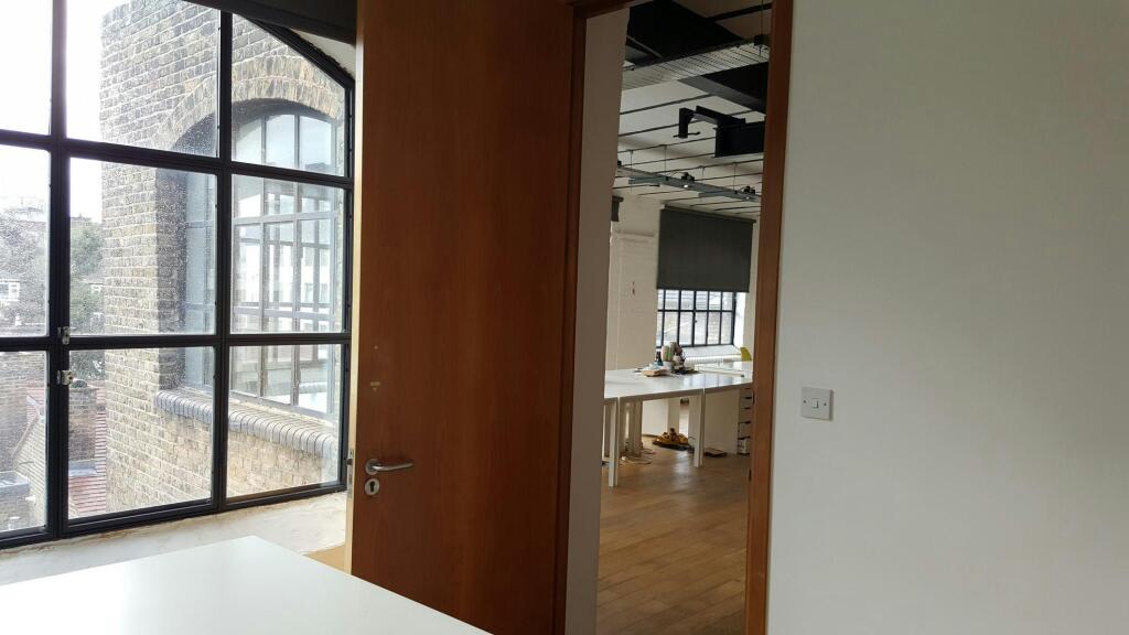 Meeting Room1.jpg