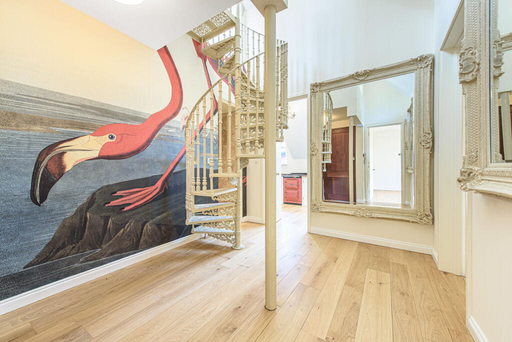 Main image of property: Bracknell Gardens, Hampstead, London, NW3