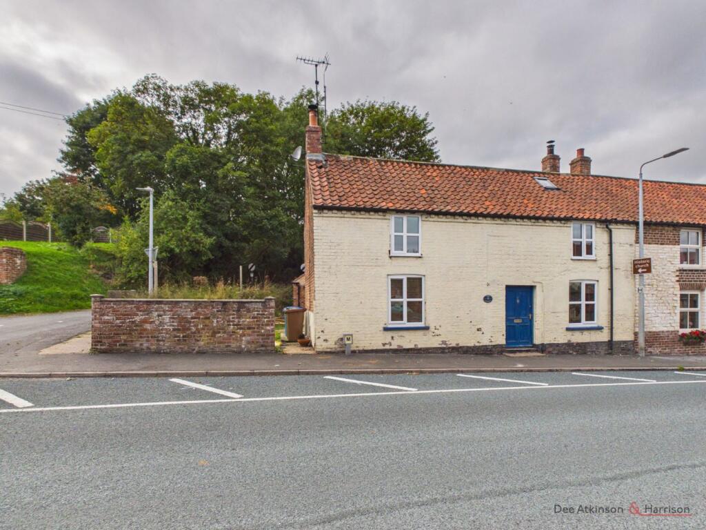 Main image of property: Front Street, Langtoft, YO25 3TF