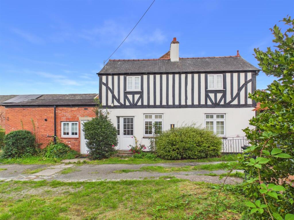 Main image of property: Budleigh, Llanfair Road, Newtown