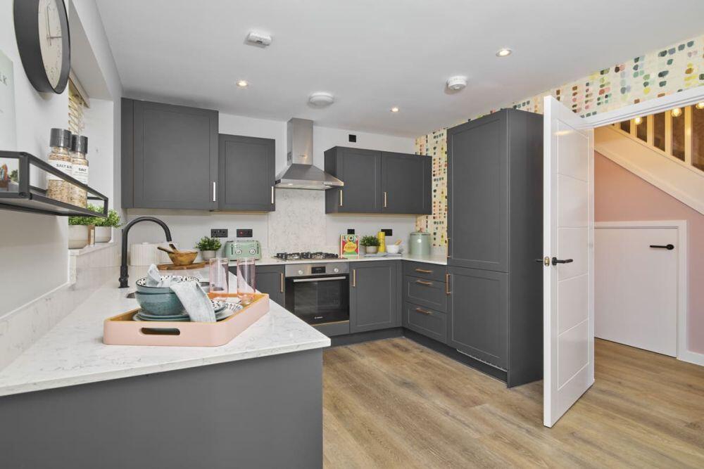 Main image of property: St Marys Grv, 
Nailsea, 
Bristol, 
BS48 4NJ
