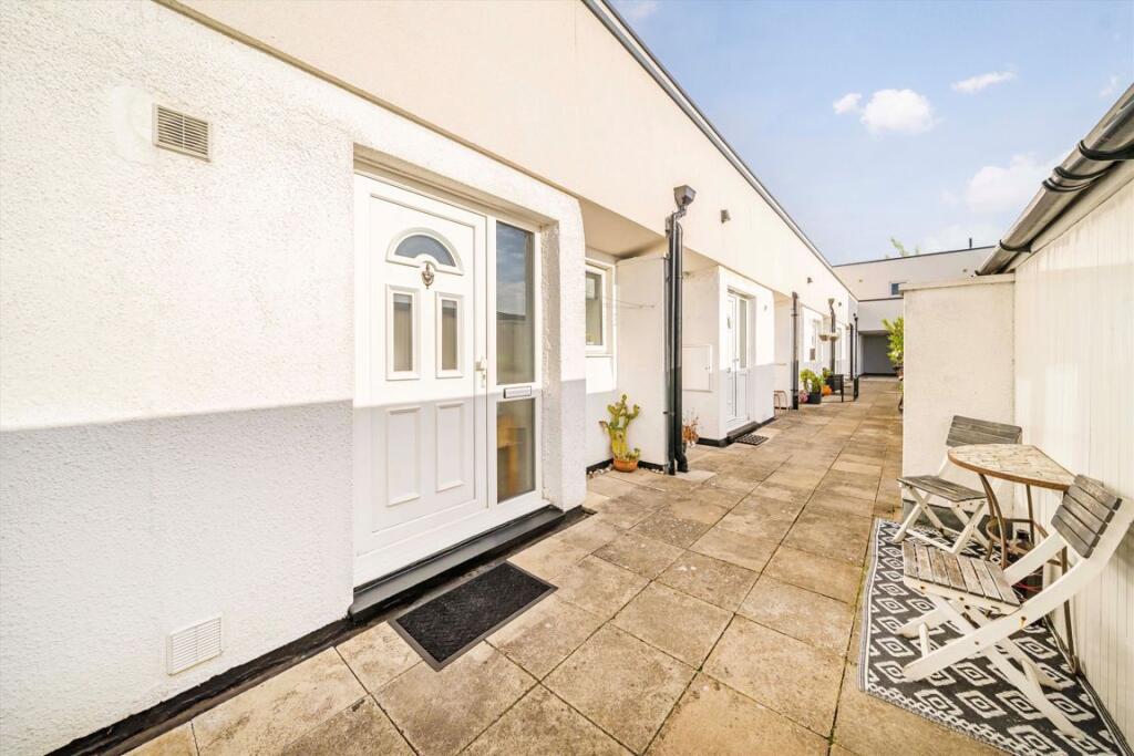 Main image of property: Ewell Road, Surbiton