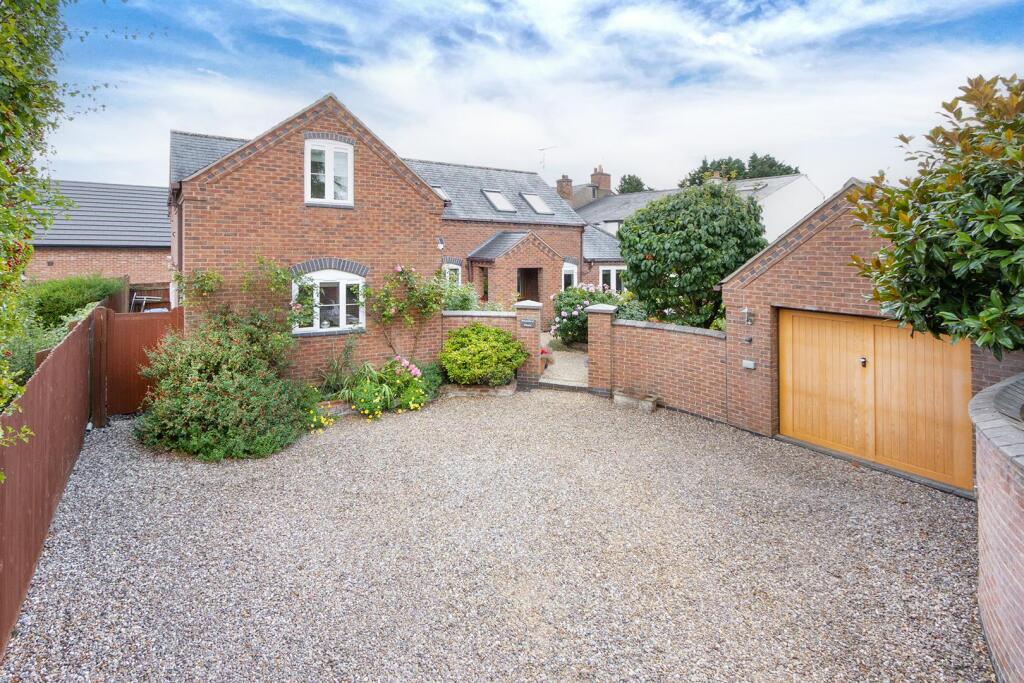 Main image of property: College Street, Ullesthorpe, Lutterworth, LE17