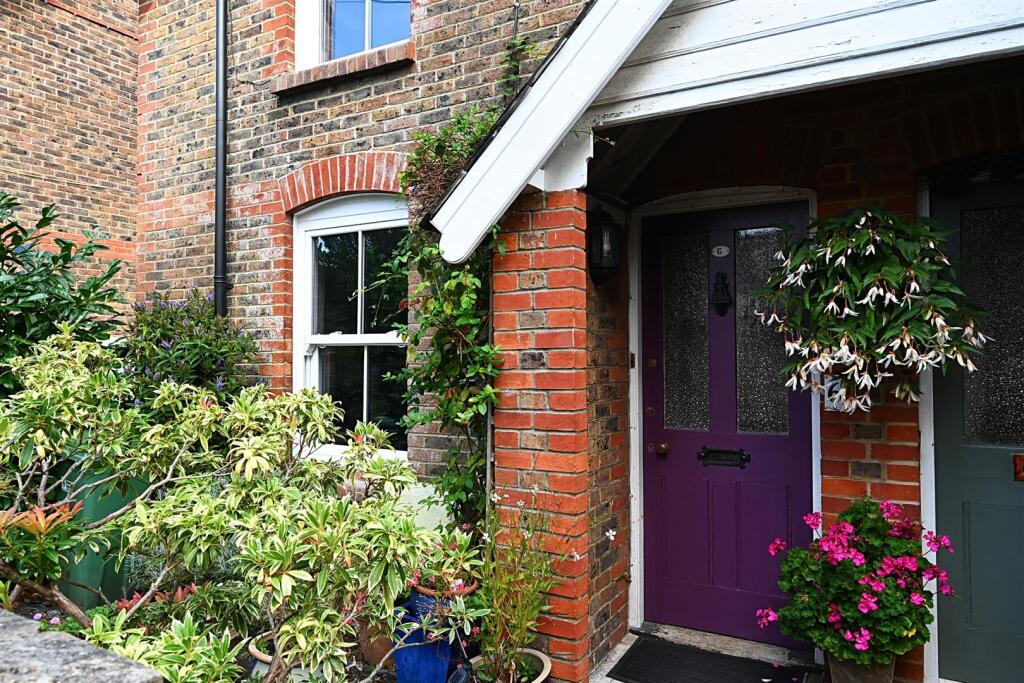 Main image of property: Park Road, Henfield, West Sussex