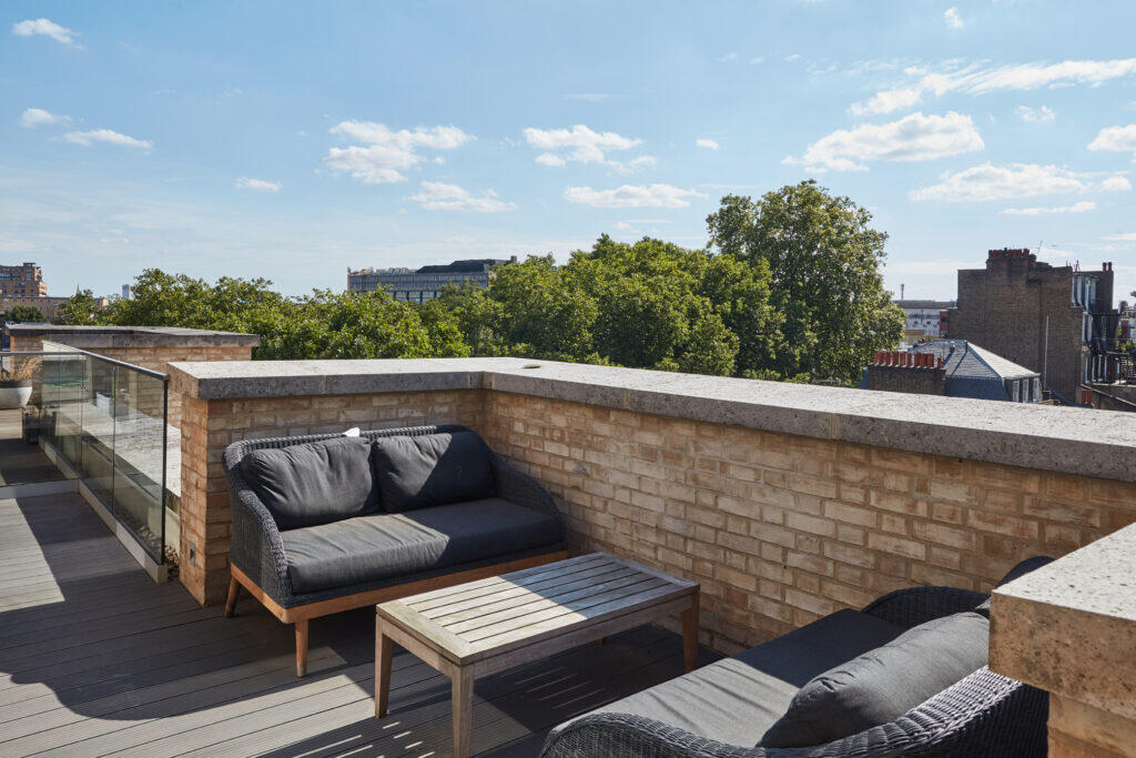 Main image of property: Young Street, London, W8 5EH