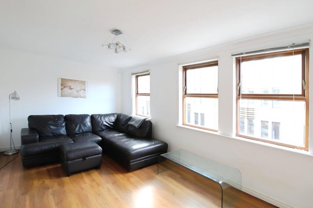 Main image of property: Riverside Court, Leeds, West Yorkshire, LS1