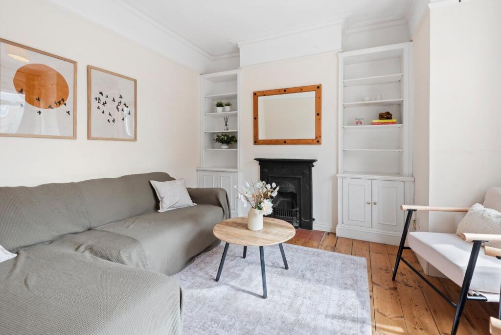 Main image of property: Kenlor Road, London, SW17