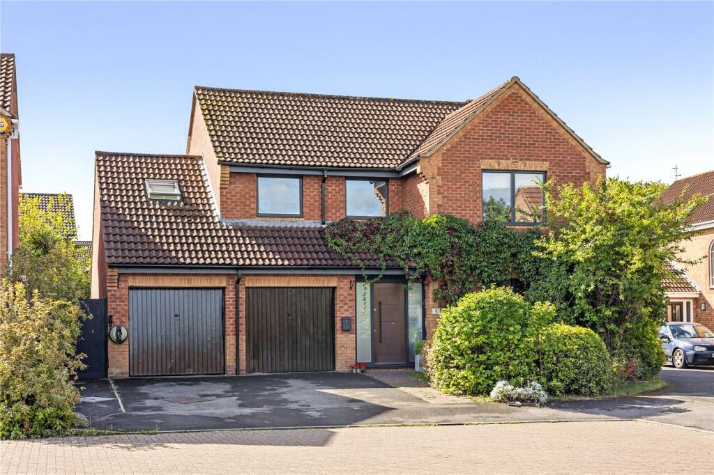 Main image of property: Ford Lane, Emersons Green, Bristol, BS16