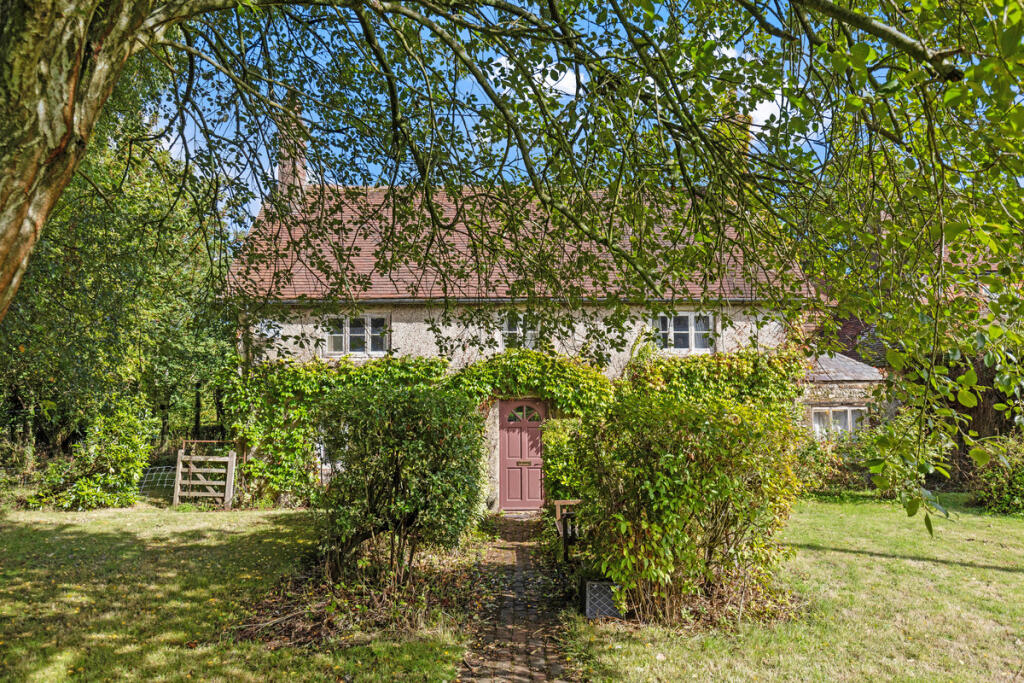 Main image of property: The Green, Froxfield, GU32