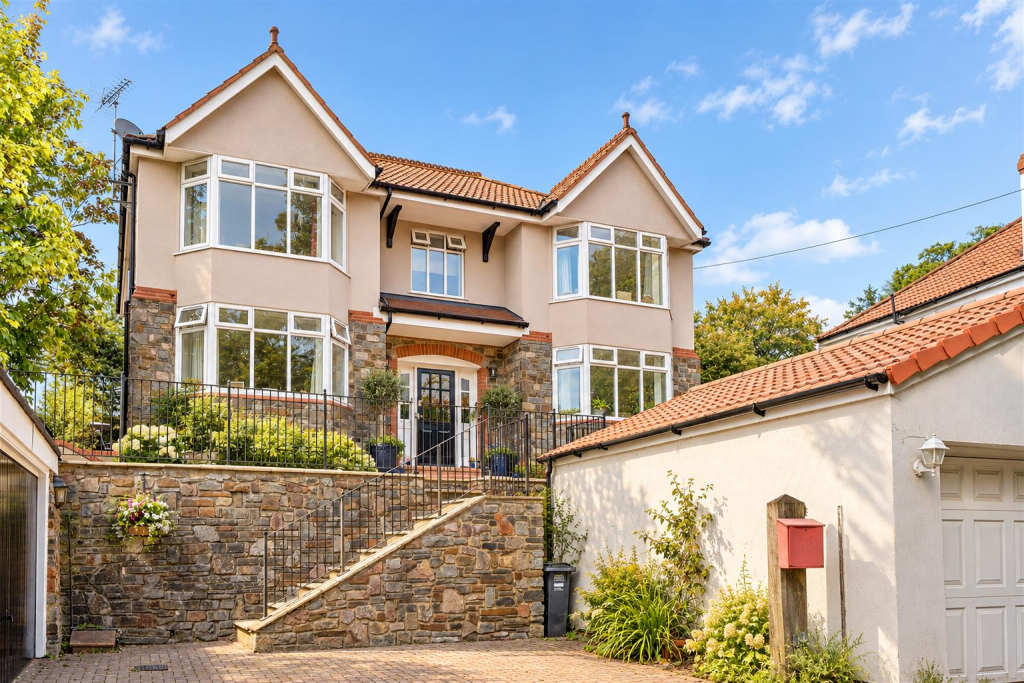 Main image of property: Bucklands Grove, Nailsea, North Somerset